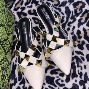 Cape Robbin Womens Satin Pointed Toe Mules Black Size 8